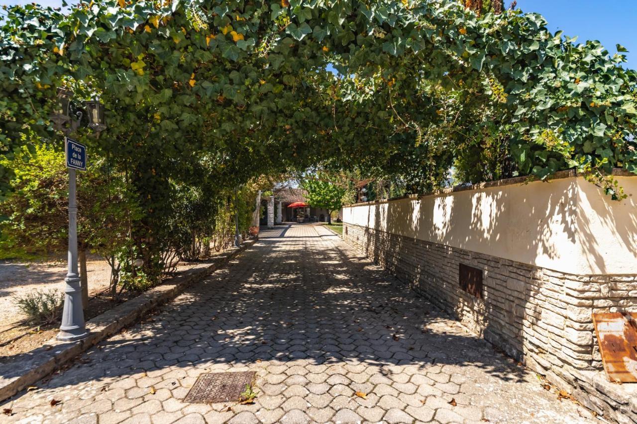 Jade En Provence Otel Vaison-la-Romaine Dış mekan fotoğraf